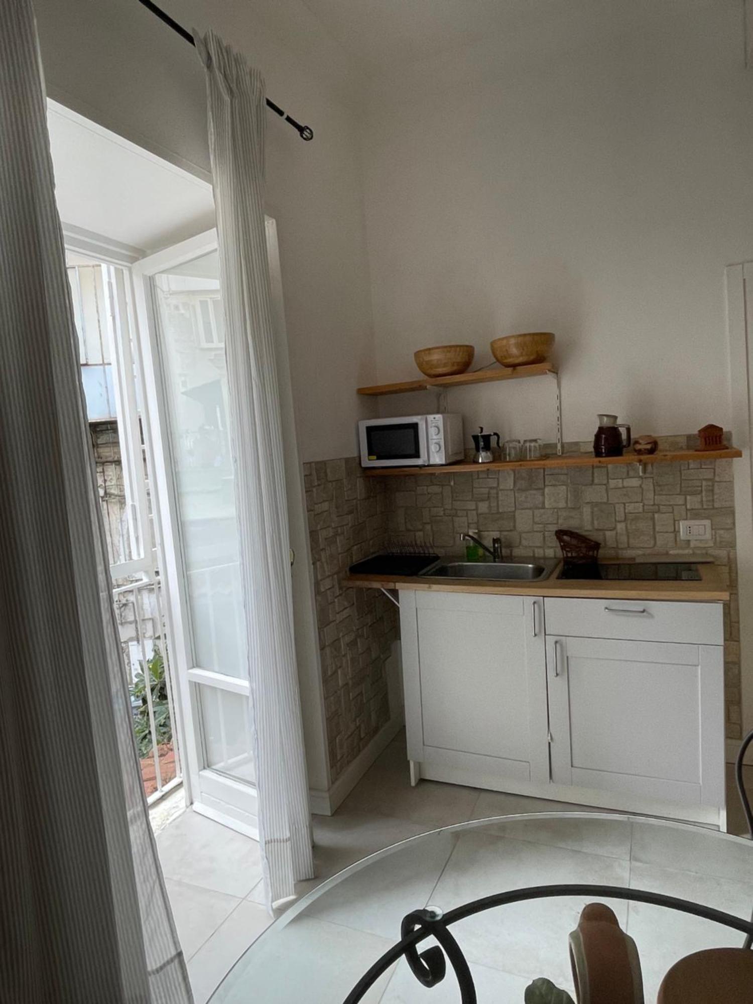 Terrazza Viviani Apartment Наполи Екстериор снимка