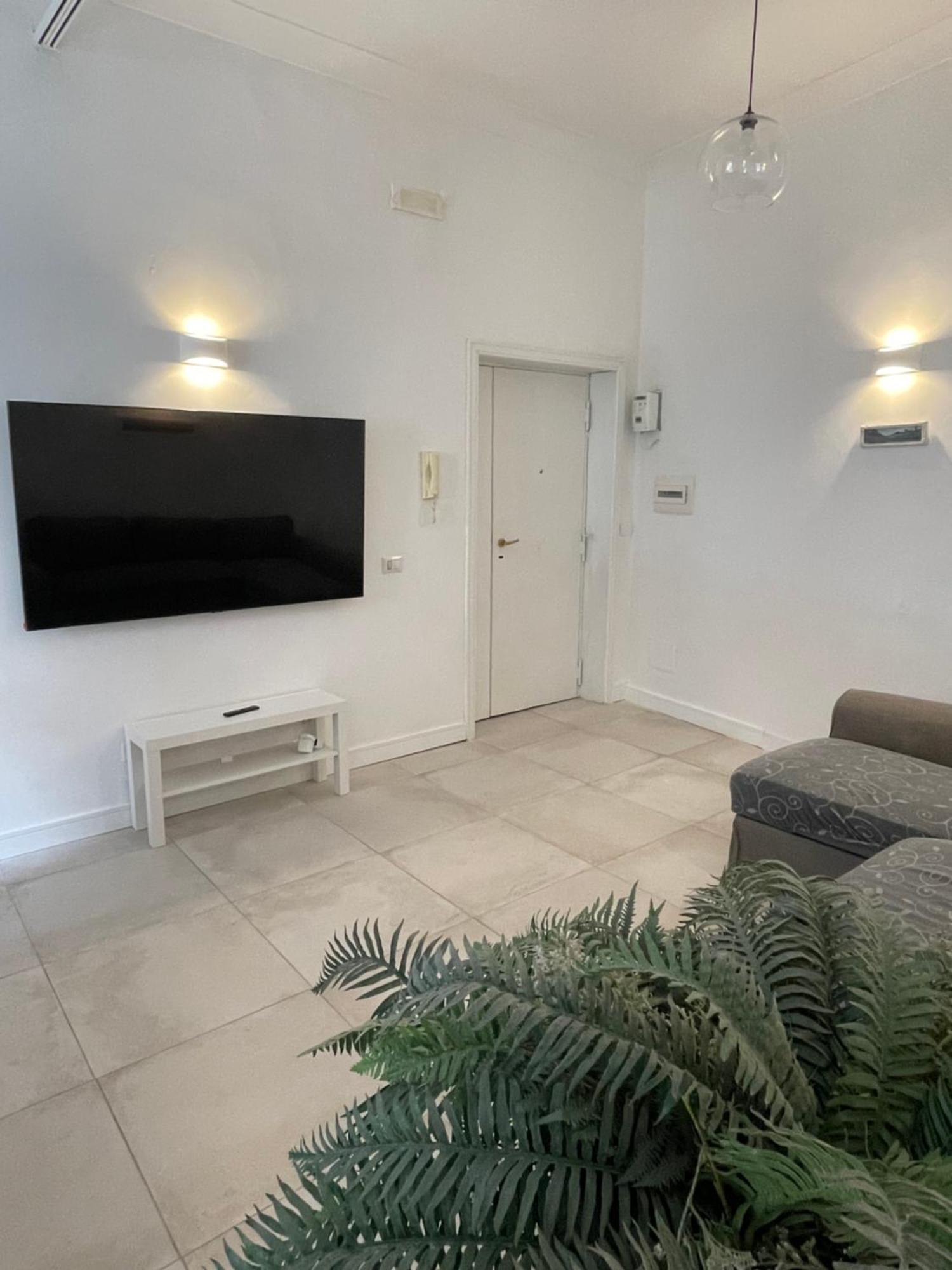 Terrazza Viviani Apartment Наполи Екстериор снимка
